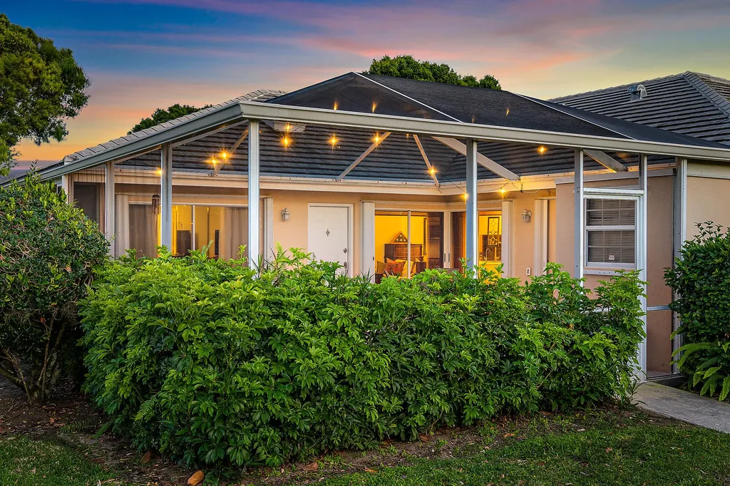 3501 Lakemont Court Palm Beach Gardens FL 33403