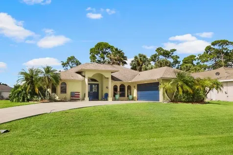 2326 SW Kent Circle Port St Lucie FL 34953