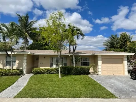 2435 NW 36th Avenue Lauderdale Lakes FL 33311