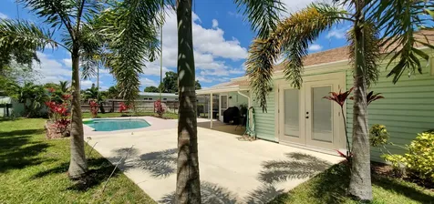 3067 Charles Way Fort Pierce FL 34946
