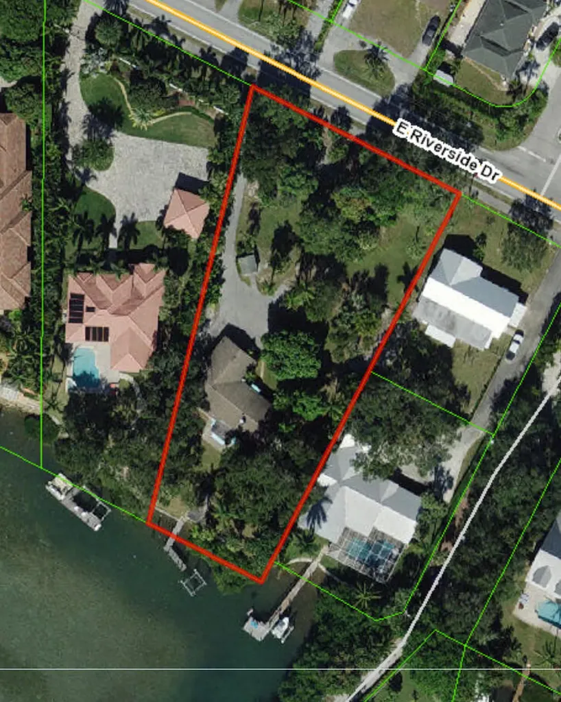 24 E Riverside Drive Jupiter FL 33469