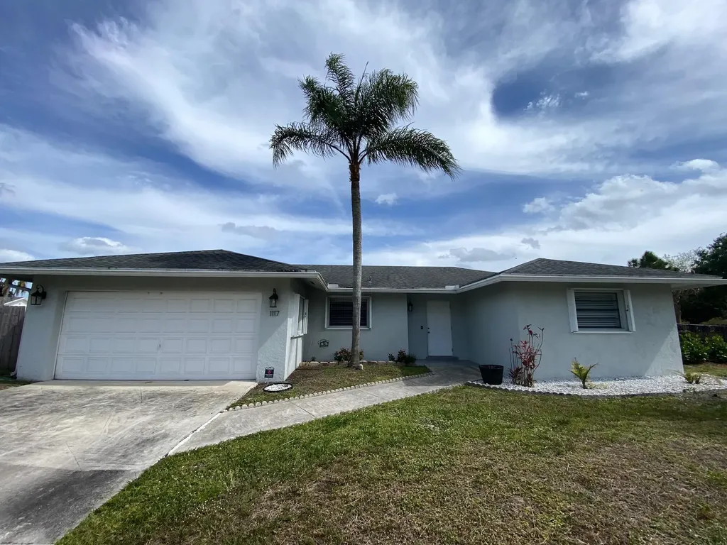 1117 Essex Drive Wellington FL 33414
