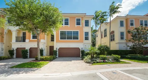624 NE Francesca Lane Boca Raton FL 33487
