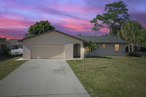 431 NW Placid Avenue Port St Lucie FL 34983