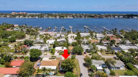 823 S Lake Drive Lantana FL 33462