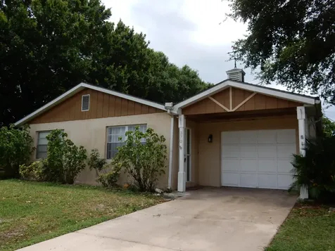 370 NW Concord Drive Port St Lucie FL 34983