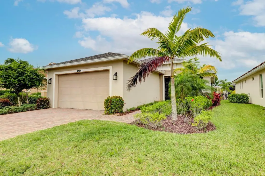 9864 SW Trumpet Tree Circle Port St Lucie FL 34987