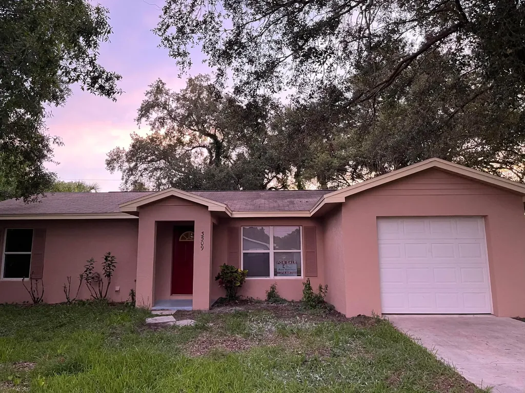 3509 NW 38th Avenue Okeechobee FL 34972