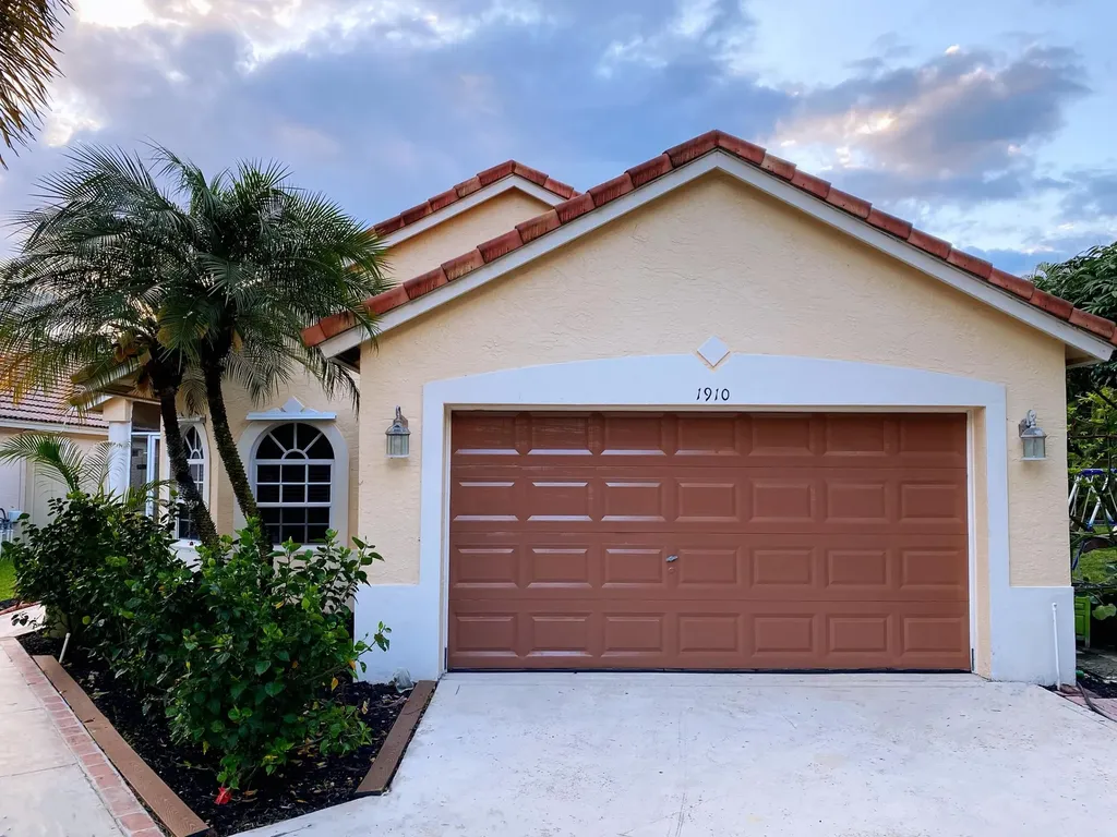 1910 Barnstable Road Wellington FL 33414