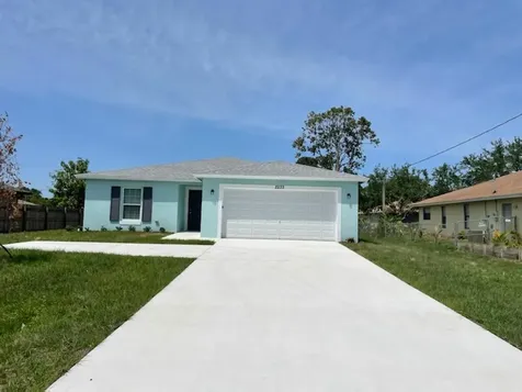 2233 SE Melaleuca Boulevard Port St Lucie FL 34952