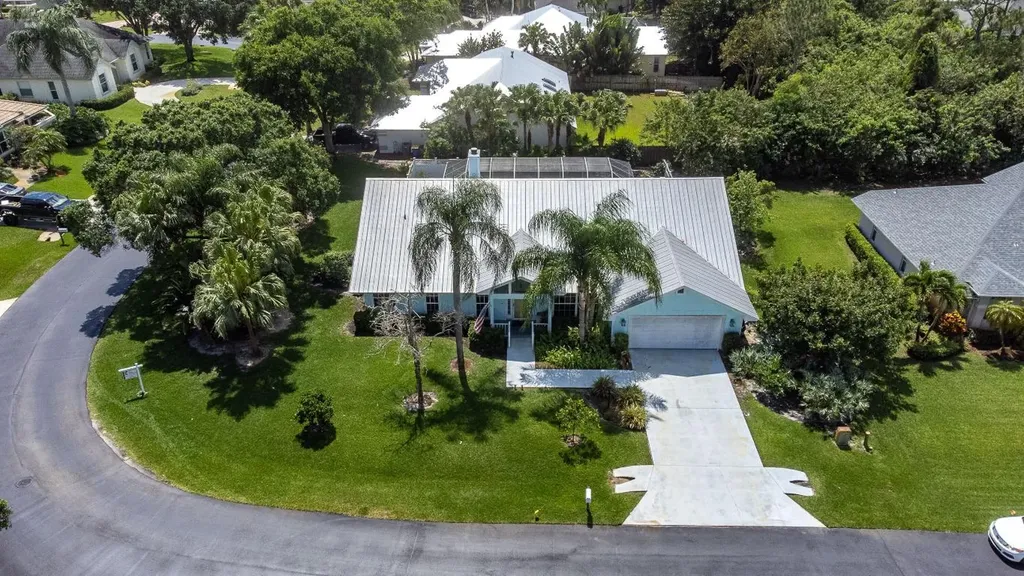 2180 SW Hunters Club Way Palm City FL 34990