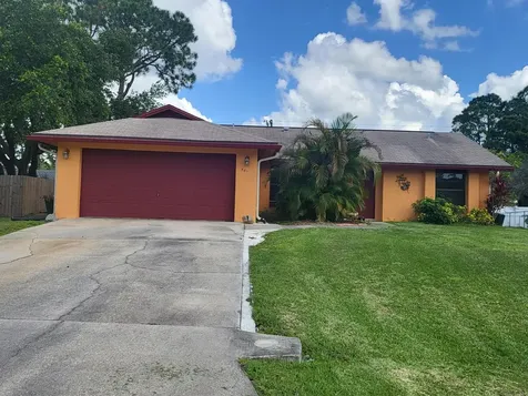 561 Balcom Terrace SE Palm Bay FL 32909