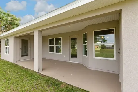 2536 SE Jason Avenue Port St Lucie FL 34952