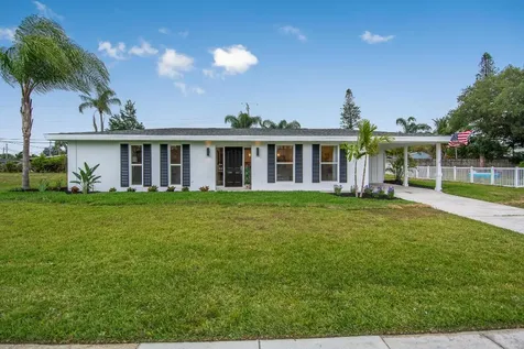 1382 SE San Souci Lane Port St Lucie FL 34952