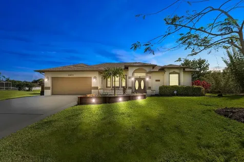 2071 SE Bisbee Street Port St Lucie FL 34952