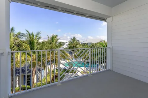 942 Bay Colony Drive S Juno Beach FL 33408