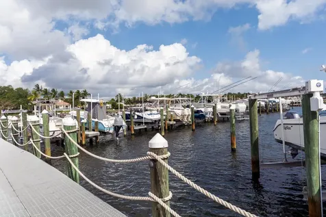 942 Bay Colony Drive S Juno Beach FL 33408