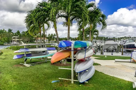 942 Bay Colony Drive S Juno Beach FL 33408
