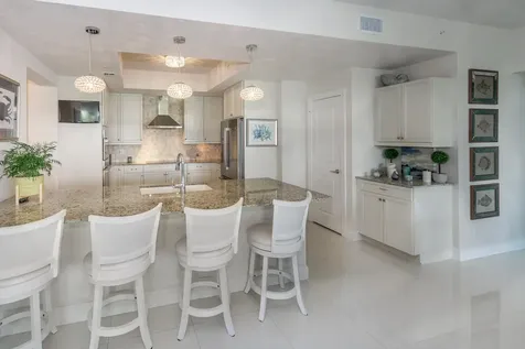 942 Bay Colony Drive S Juno Beach FL 33408