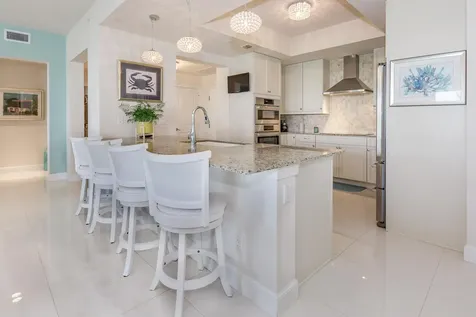 942 Bay Colony Drive S Juno Beach FL 33408