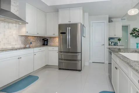 942 Bay Colony Drive S Juno Beach FL 33408