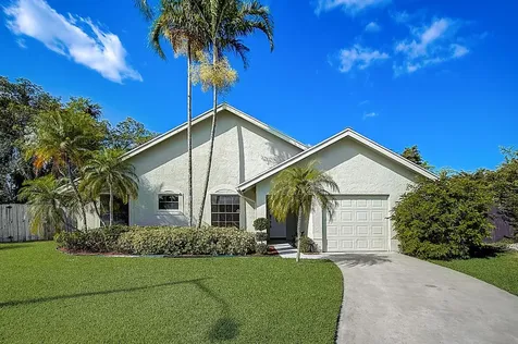 22714 Pickerel Circle Boca Raton FL 33428