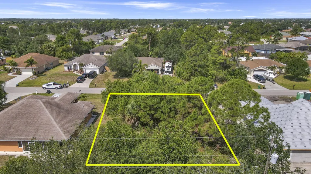 131 SW Sea Lion Road Port St Lucie FL 34953