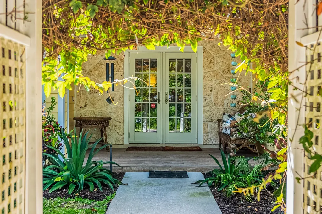 300 Cathedral Oaks Drive Vero Beach FL 32963