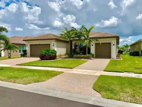 11967 SW Chestnut Grove Drive Port St Lucie FL 34987