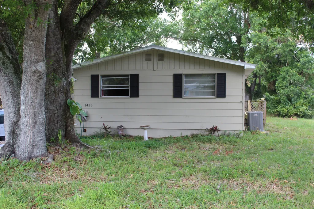 1413 25th Avenue Vero Beach FL 32960
