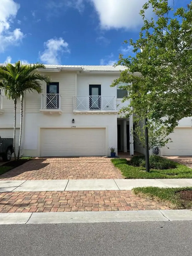 11992 Cypress Key Way Royal Palm Beach FL 33411