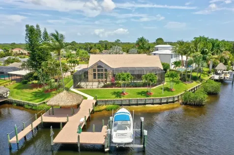 726 SE Adams Court Port St Lucie FL 34984