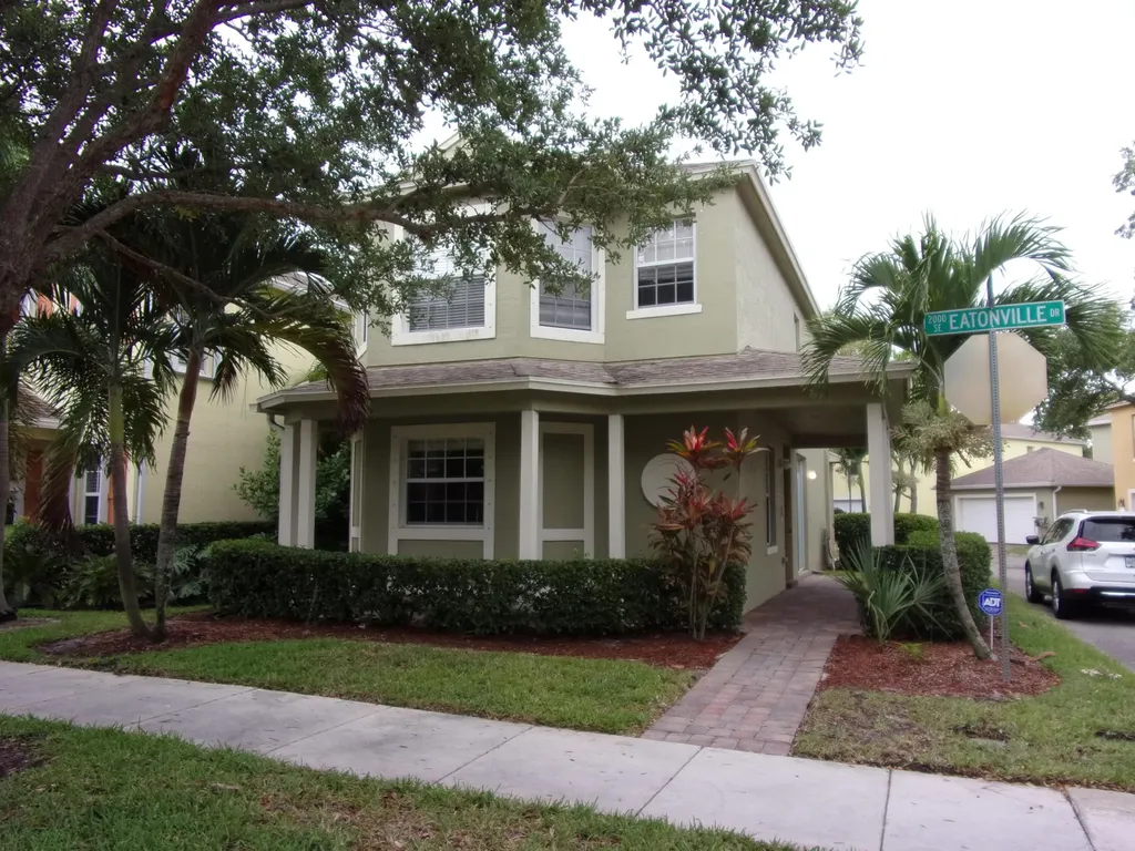 2082 SE Eatonville Drive Port St Lucie FL 34952
