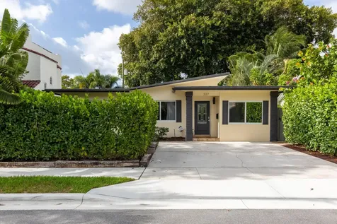 327 Dartmouth Drive Lake Worth Beach FL 33460