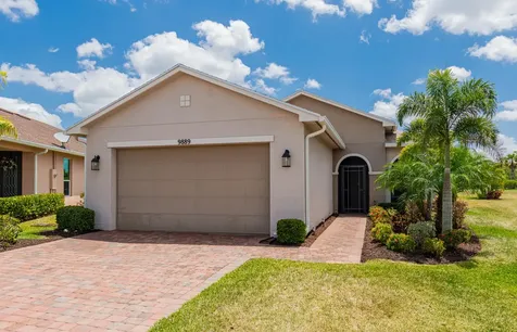 9889 SW Trumpet Tree Circle Port St Lucie FL 34987