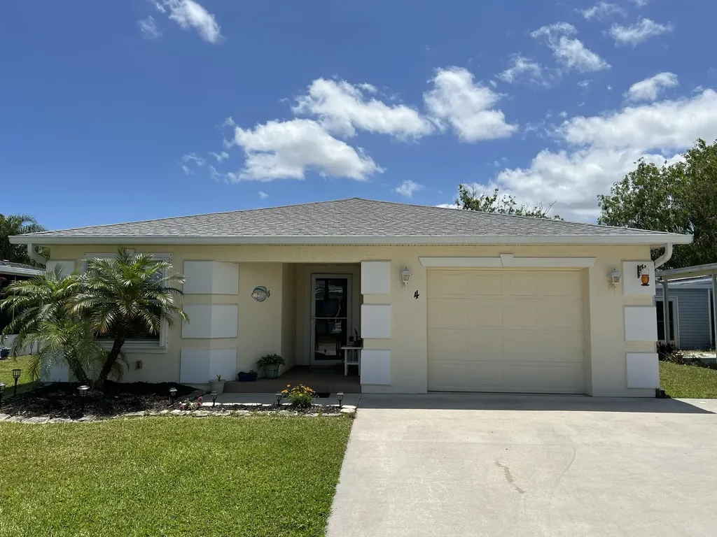4 El Portal Lane Port St Lucie FL 34952