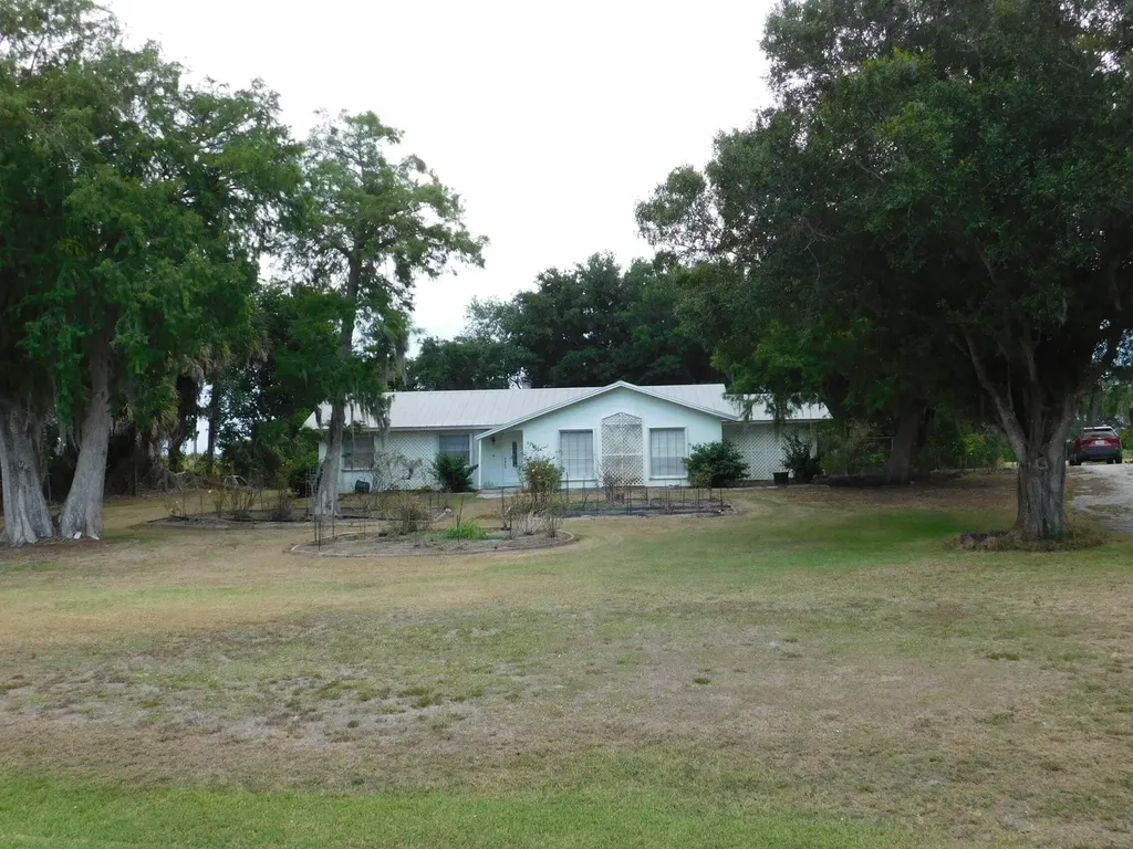 19161 SW Conners Highway Canal Point FL 33438