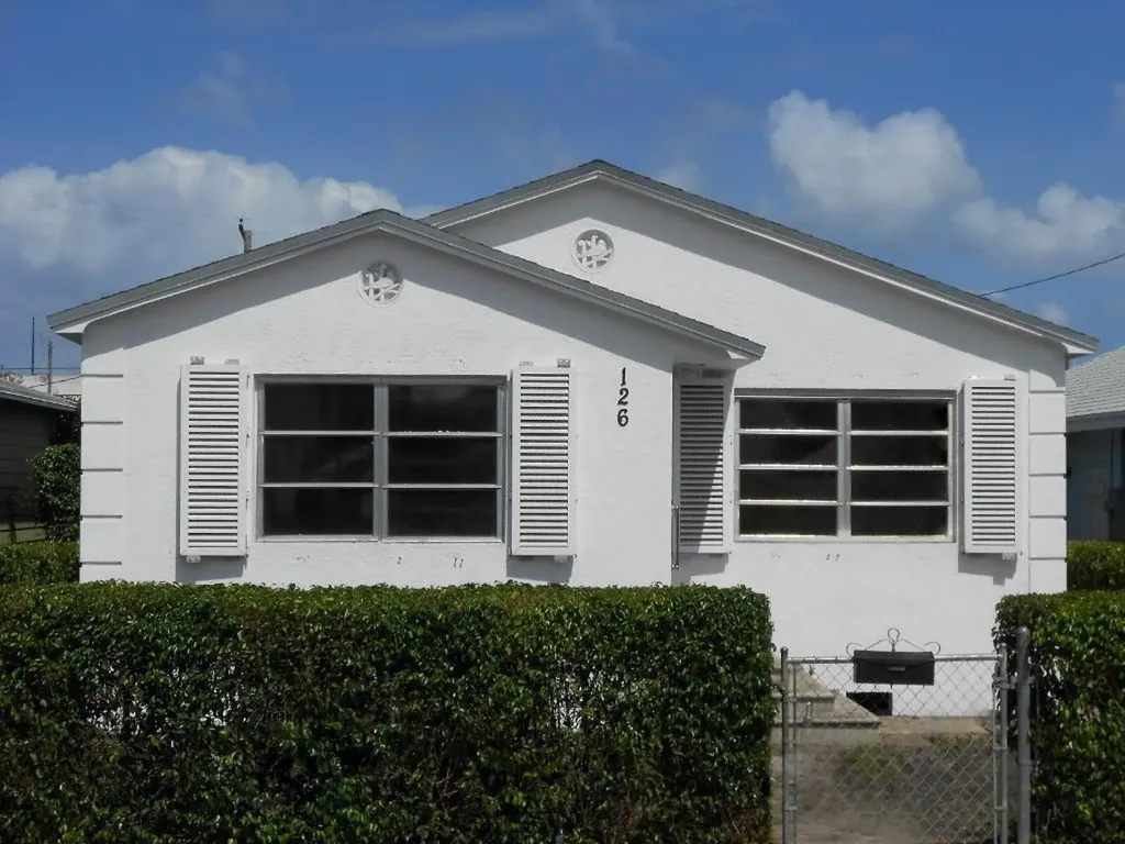 126 S E Street Lake Worth Beach FL 33460