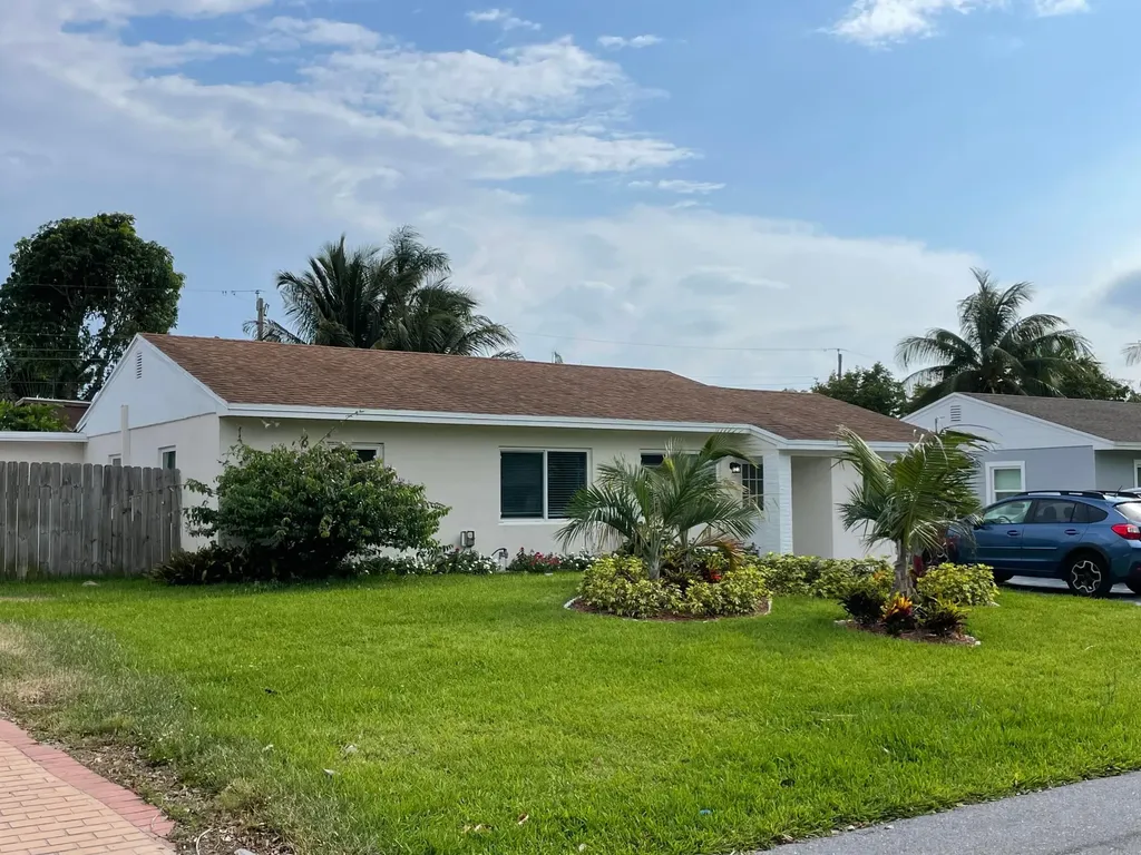 258 NE 22nd Street Delray Beach FL 33444