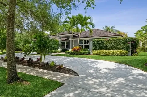 18420 Lake Bend Drive Jupiter FL 33458