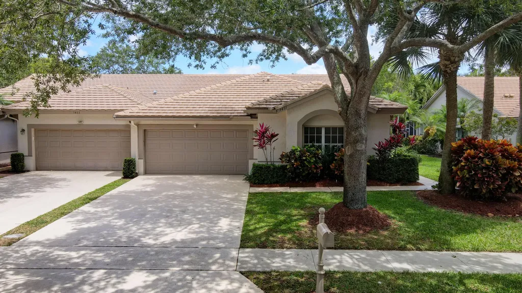 7437 Rockbridge Circle Lake Worth FL 33467