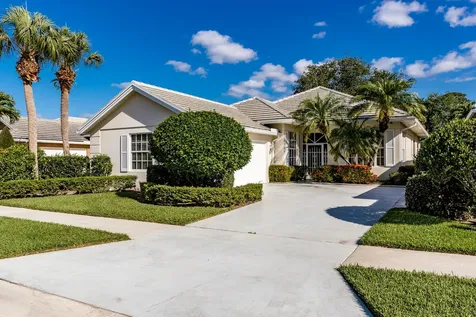 320 NW Bentley Circle Port St Lucie FL 34986
