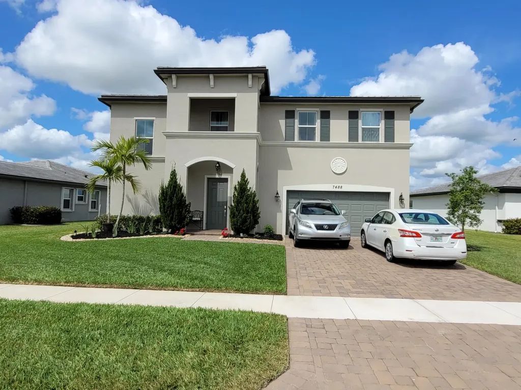 7488 NW Farnsworth Circle Port St Lucie FL 34987