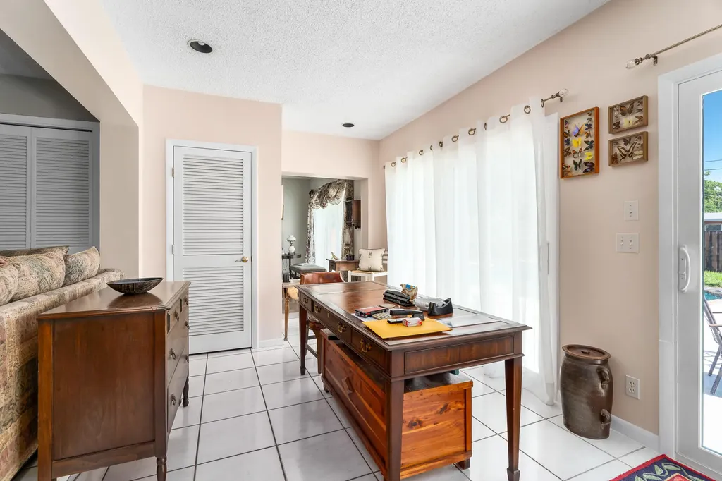530 NW 14th Street Delray Beach FL 33444