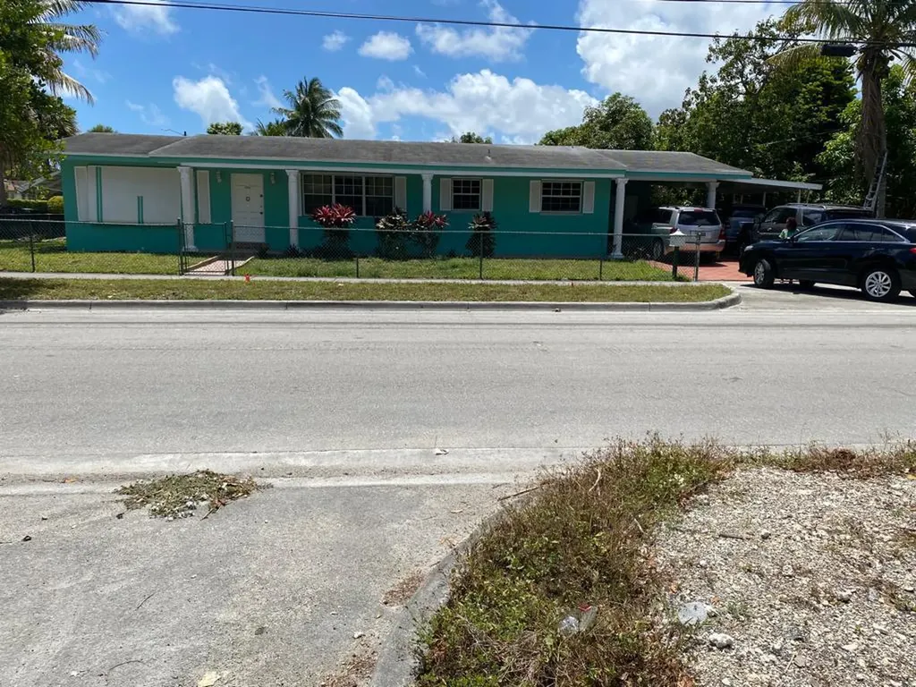 1850 NE 161st Street North Miami Beach FL 33162