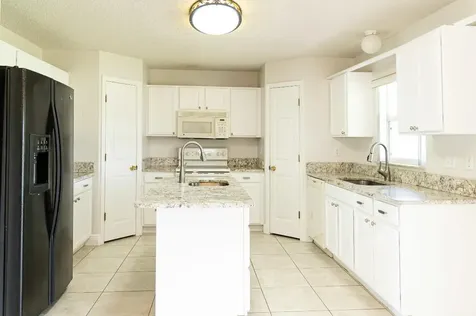 2285 SW Salmon Road Port St Lucie FL 34953