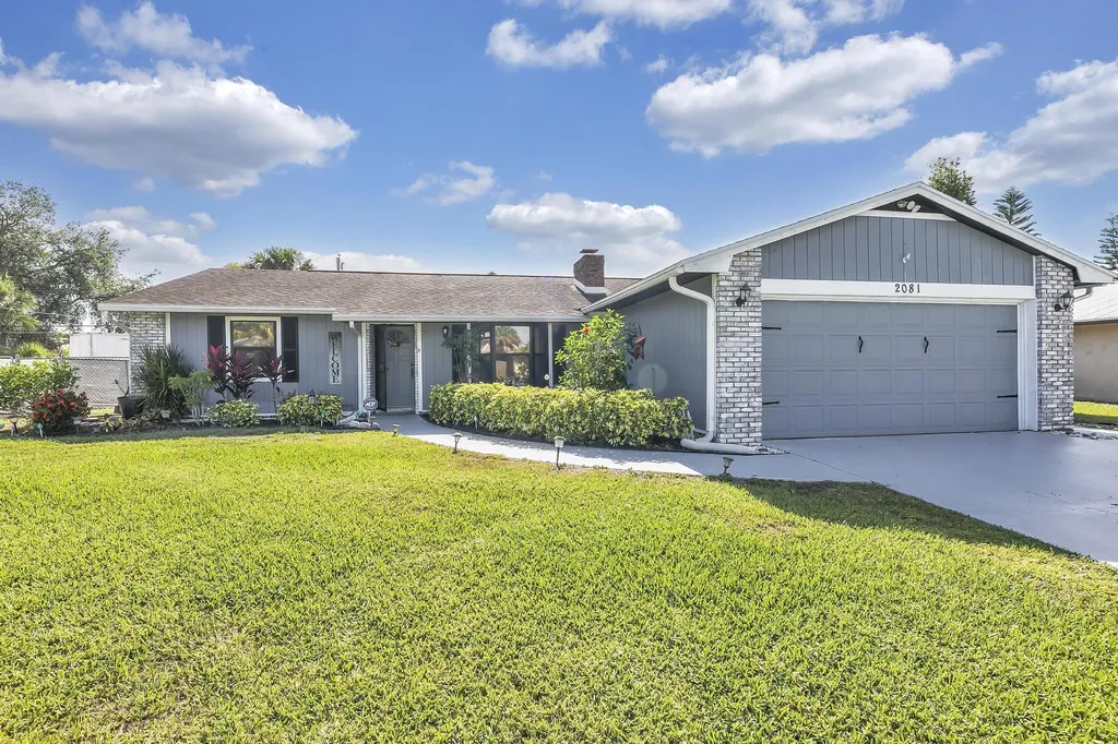 2081 SW Aguero Street Port St Lucie FL 34953