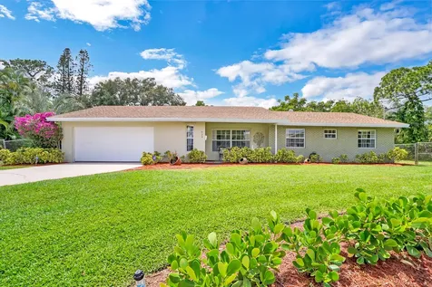 929 SW 28th Avenue Boynton Beach FL 33435