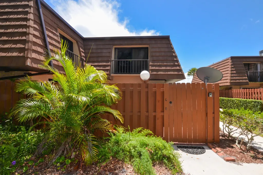 1402 Nebraska Avenue Fort Pierce FL 34950