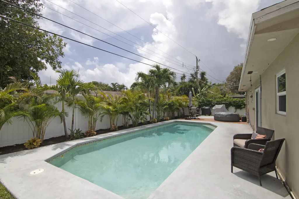 3100 NE 10th Avenue Pompano Beach FL 33064